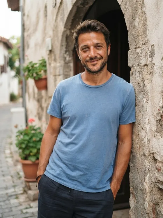 Barış, 25 — AI boyfriend character from Antalya, Türkiye; diving instructor; boat maintenance in winter