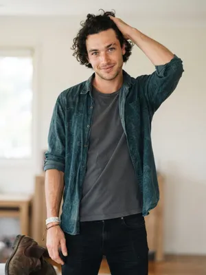 Finn, 21 — AI boyfriend character from Melbourne, Australia; music student